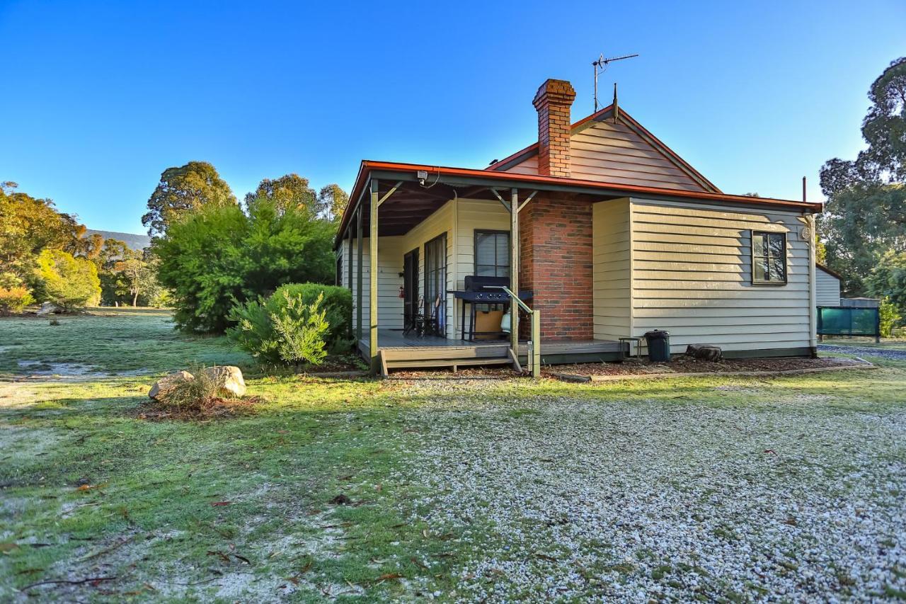 Mountain View Motor Inn & Holiday Lodges Halls Gap Exterior photo