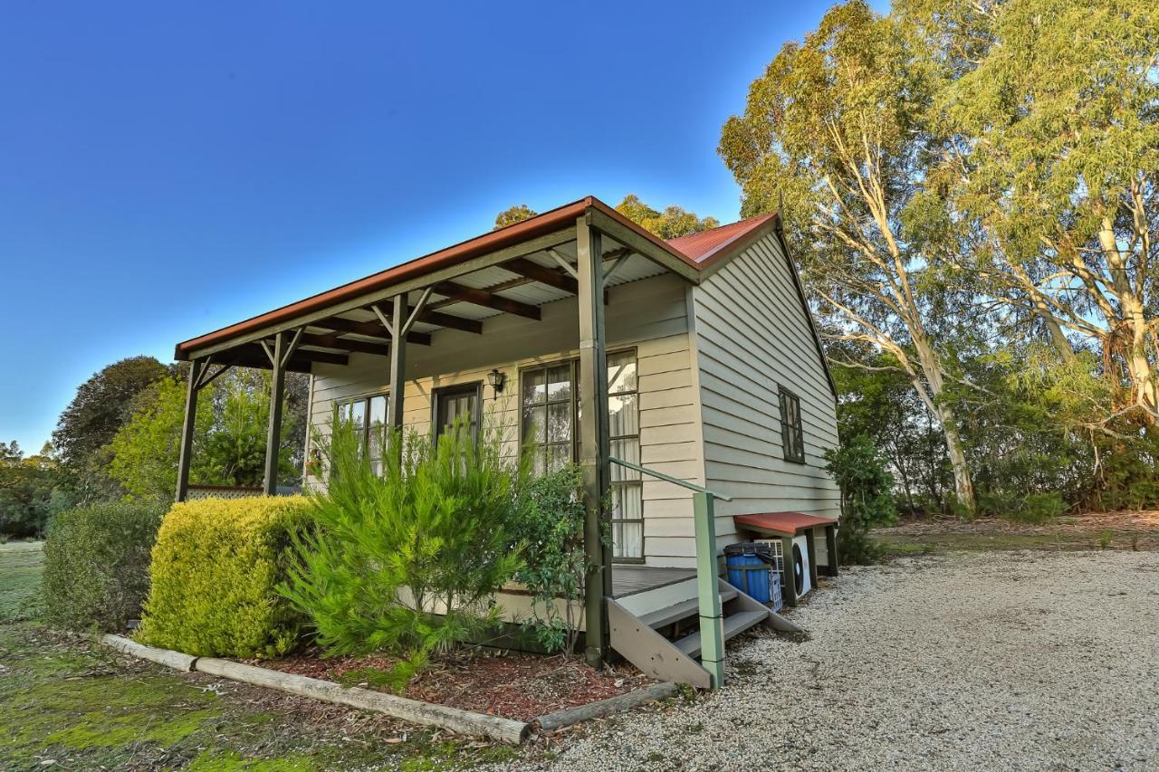 Mountain View Motor Inn & Holiday Lodges Halls Gap Exterior photo