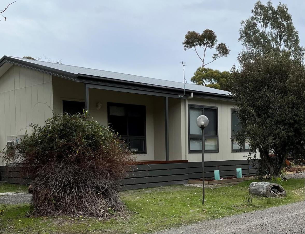 Mountain View Motor Inn & Holiday Lodges Halls Gap Exterior photo