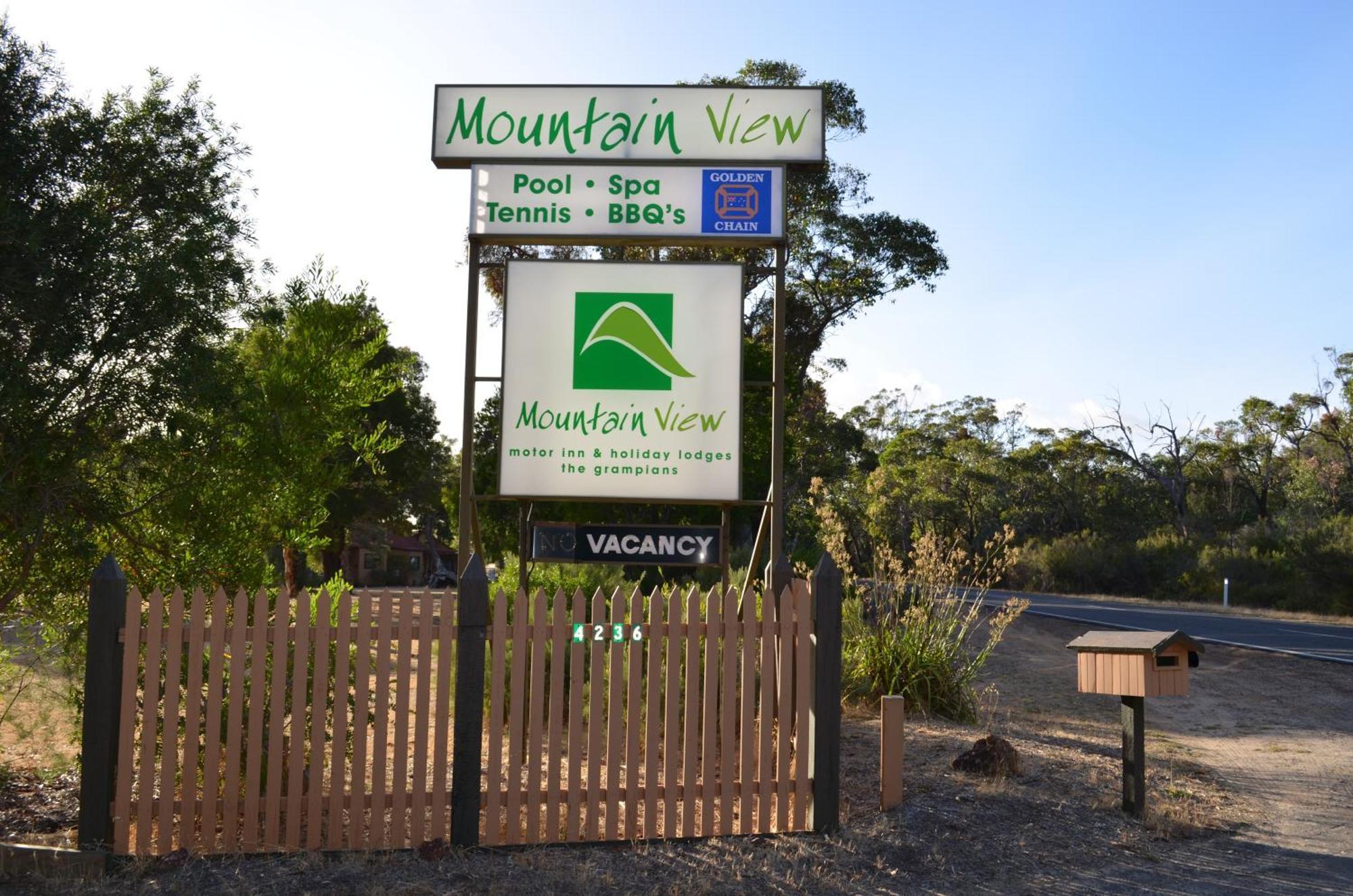 Mountain View Motor Inn & Holiday Lodges Halls Gap Exterior photo