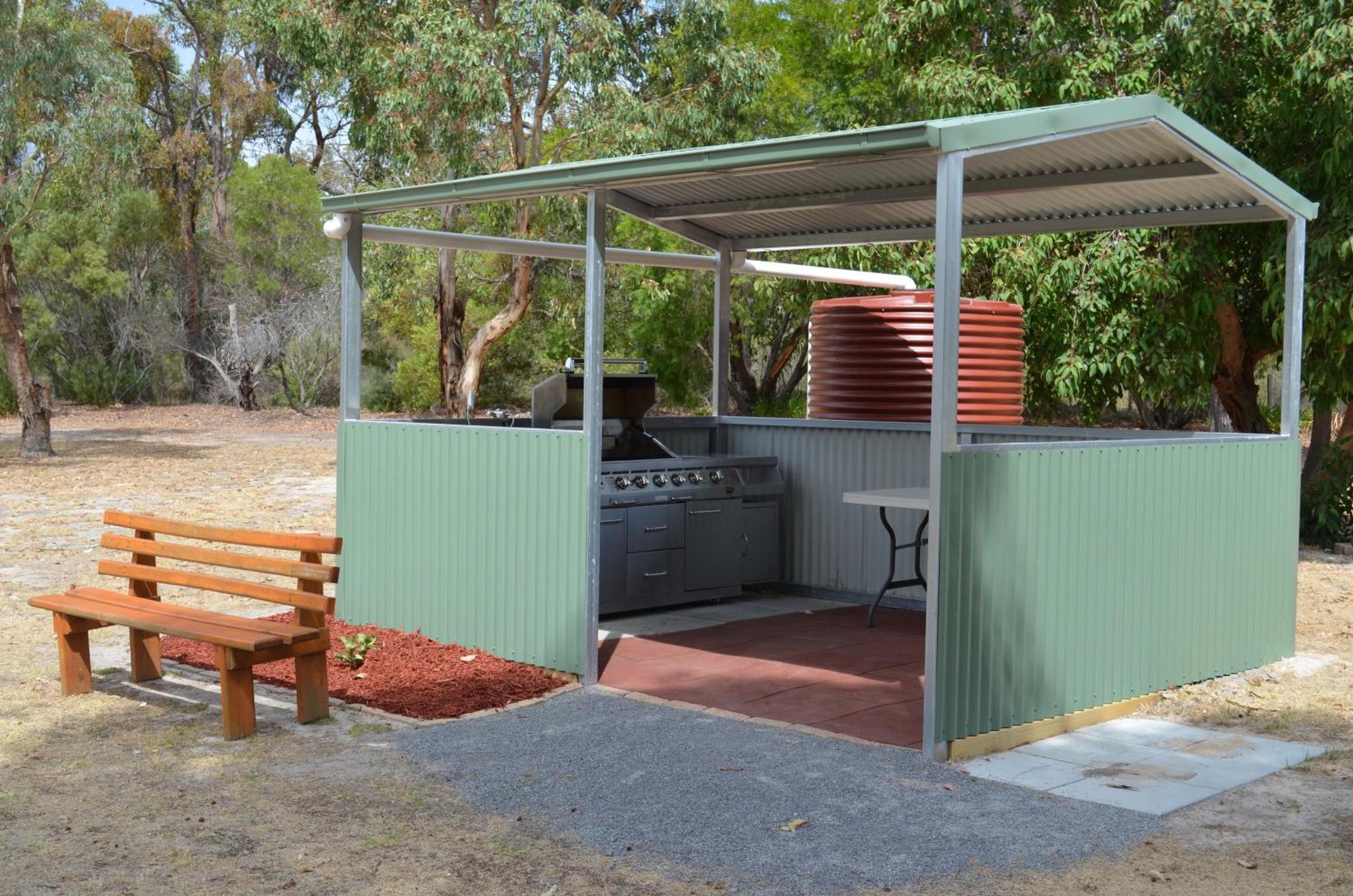 Mountain View Motor Inn & Holiday Lodges Halls Gap Exterior photo