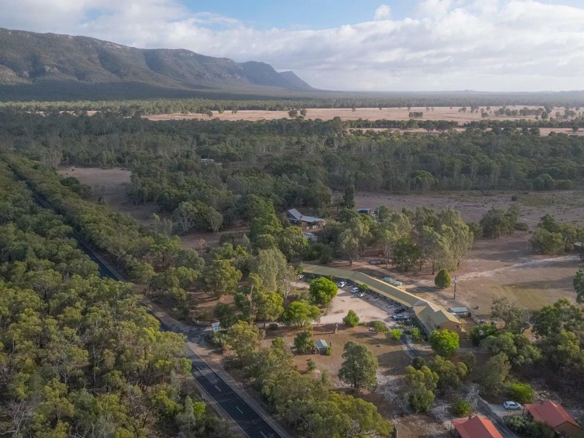 Mountain View Motor Inn & Holiday Lodges Halls Gap Exterior photo